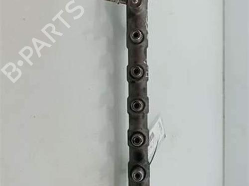 Used Injection rail Injection rail 16492761 16492761