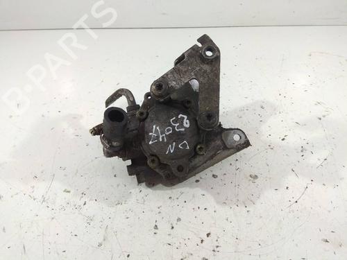 Steering pump BMW 5 (E39) 525 i (192 hp) SIN POLEA |