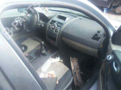 Fuse box RENAULT MEGANE II (BM0/1_, CM0/1_)  | BP18469398E1 