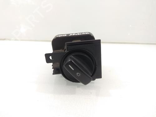 Used Headlight switch MERCEDES-BENZ B-CLASS Sports Tourer (W245) B 180 CDI (245.207) (109 hp) 13530979