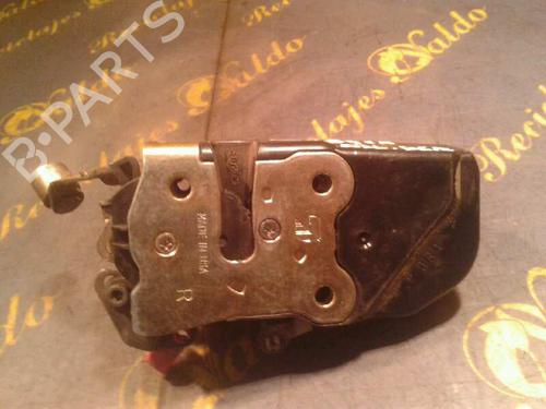 Front right lock CHRYSLER VOYAGER / GRAND VOYAGER III (GS_, NS_) 2.5 TD | BP5299819C97 