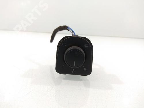 Used Switch Switch SEAT LEON (5F1) 1.5 TSI (150 hp) 11036107 11036107