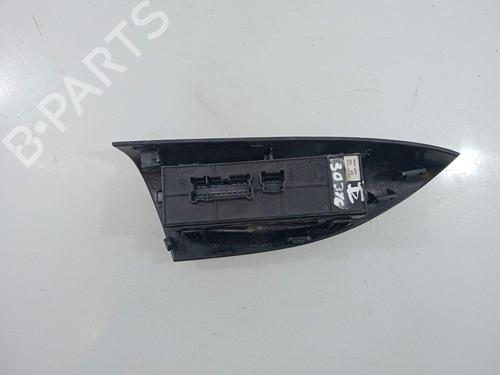 Left front window switch NISSAN JUKE (F15) 1.2 DIG-T | BP39981385I27 - Image 3