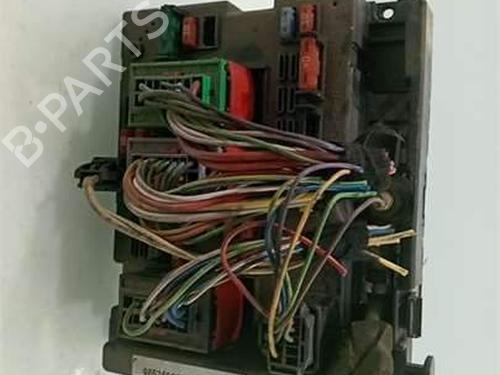 fuse-box-peugeot-partner-tepee-2008-38523344 main image