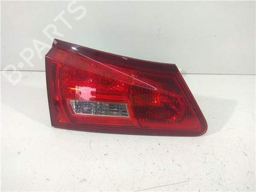 Used Left taillight Left taillight 10274645 10274645