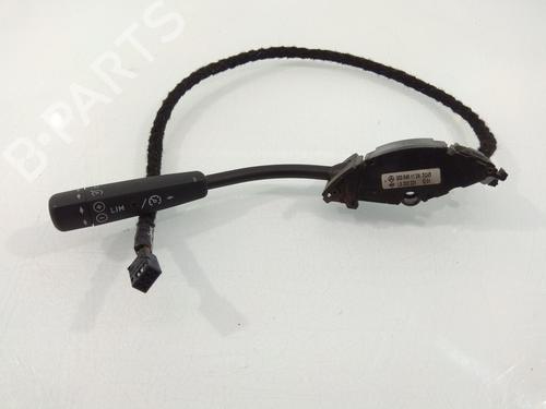 Used Steering wheel controls MERCEDES-BENZ C-CLASS T-Model (S203) C 180 (203.235) (129 hp) 25727372