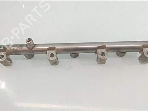 Used Injection rail Injection rail 38520130 38520130