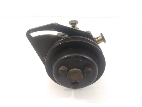 Used Steering pump NISSAN TRADE Van 100 (106 hp) 5303631