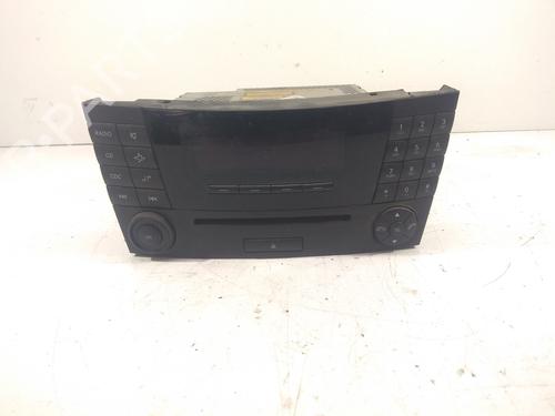 Used Radio MERCEDES-BENZ E-CLASS (W211) E 270 CDI (211.016) (177 hp) 6995548