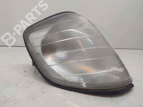 Used Right side indicator Right side indicator 5301594 5301594