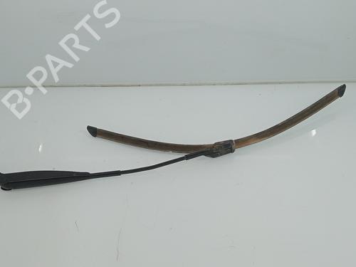 Used Front windshield wiper arm FIAT 500 (312_) [2007-2025]  27696915