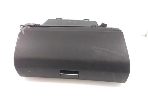 Used Glove box MERCEDES-BENZ B-CLASS Sports Tourer (W245) B 180 CDI (245.207) (109 hp) 13531001