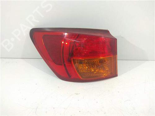 left-taillight-lexus-is-c-gse2_-250-exterior-2009-10274626 main image