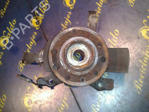 Used Left front steering knuckle OPEL ASTRA H (A04) [2004-2014]  5304320
