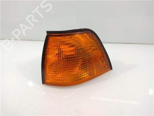 Pisca lateral esquerdo Pisca lateral esquerdo 11864779 11864779