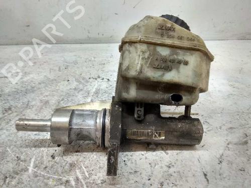 Used Brake master cylinder MERCEDES-BENZ SPRINTER 3-t Platform/Chassis (B906) [2006-2018]  5960971