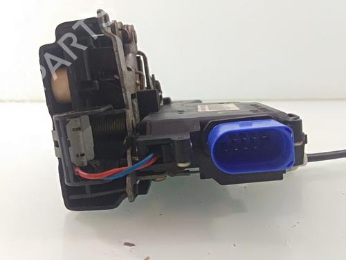 Front right lock VW TOUAREG (7LA, 7L6, 7L7) 2.5 R5 TDI | BP18100658C97 