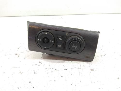 Used Headlight switch CHEVROLET CAPTIVA (C100, C140) [2006-2025]  7887273