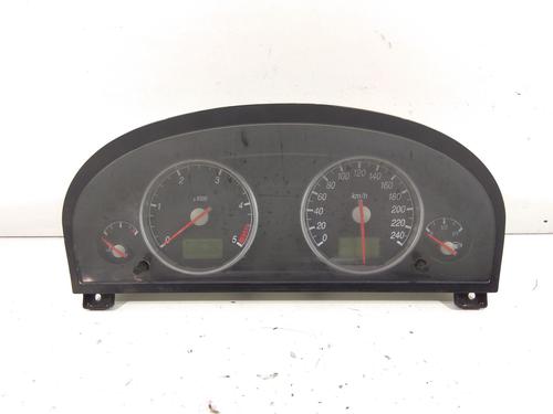 Used Instrument cluster FORD MONDEO III (B5Y) [2000-2007]  9128339