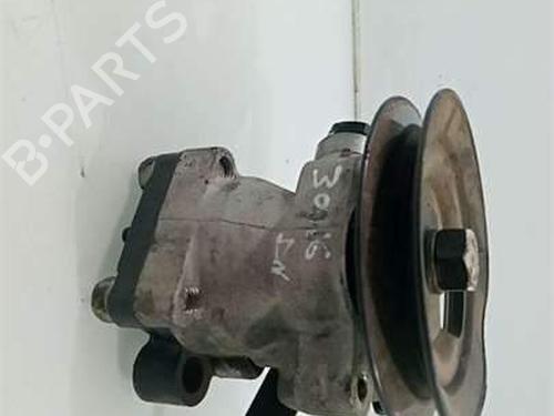 Used Steering pump Steering pump KIA RIO II Saloon (JB) 1.4 16V (97 hp) 38523858 38523858