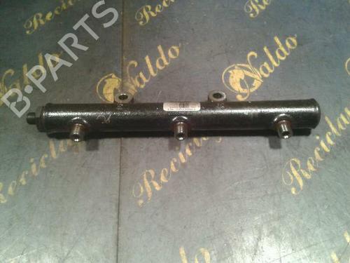 Used Injection rail PEUGEOT 407 SW (6E_, 6D_) 2.7 HDi (204 hp) 5300251