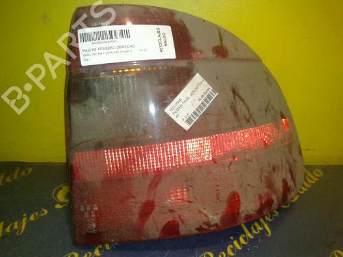 Used Right taillight OPEL ASTRA F Hatchback (T92) 1.6 i 16V (F08, M08, F68, M68) (100 hp) 5297561
