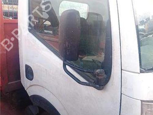 Used Right front door Right front door 38520951 38520951