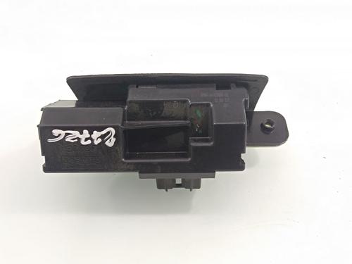 Tailgate lock FORD FIESTA VI (CB1, CCN) 1.4 TDCi | BP30595825C101
