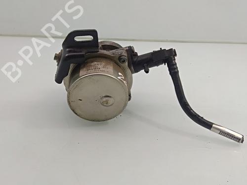 Used Vacuum pump RENAULT CLIO IV (BH_) [2012-2021]  24104384