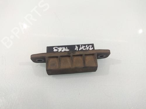 Used Tailgate handle TOYOTA COROLLA Verso (ZER_, ZZE12_, R1_) 2.0 D-4D (CUR10_, CUR10R) (116 hp) 13529737