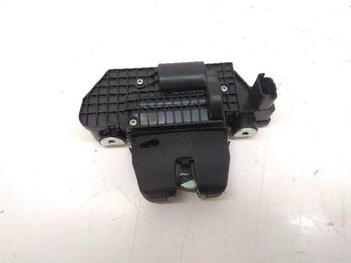 Used Tailgate lock PEUGEOT 3008 I MPV (0U_) 1.6 HDi (109 hp) 6679969