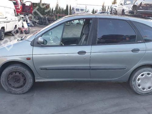 Lampa przednia lewa RENAULT SCÉNIC I MPV (JA0/1_, FA0_)  | BP7047822C28 