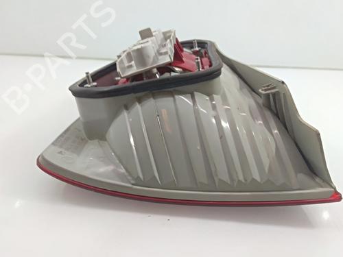 Right taillight SKODA SUPERB I (3U4) 1.9 TDI | BP19937780C35 