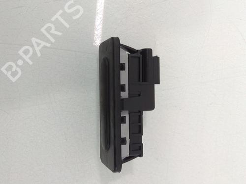 Tailgate handle PEUGEOT 208 I (CA_, CC_)  | BP13531135C132 