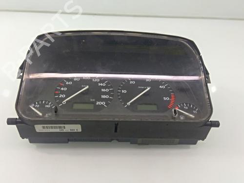 Used Instrument cluster VW GOLF III (1H1) [1989-1998]  18469783
