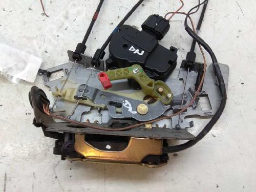 Front left lock CHRYSLER VOYAGER / GRAND VOYAGER III (GS_, NS_) 2.5 TD | BP5291116C98 