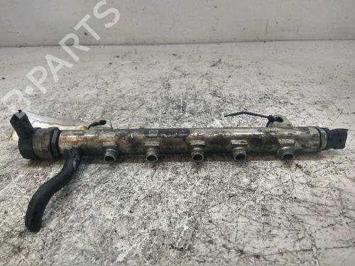 Used Injection rail CHEVROLET LACETTI (J200) 2.0 D (121 hp) 5306391