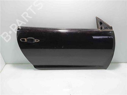 Used Right front door Right front door 10235609 10235609