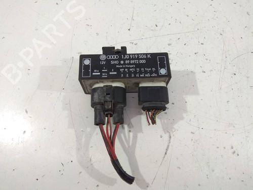 Used Electronic module VW GOLF IV (1J1) [1997-2008]  31382571