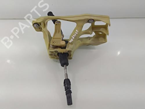 Used Gear lever MERCEDES-BENZ B-CLASS Sports Tourer (W245) B 180 CDI (245.207) (109 hp) 17870954