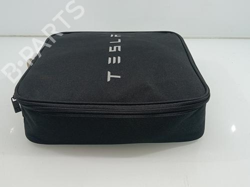 Cable TESLA MODEL Y (5YJY)  | BP28521315E12 