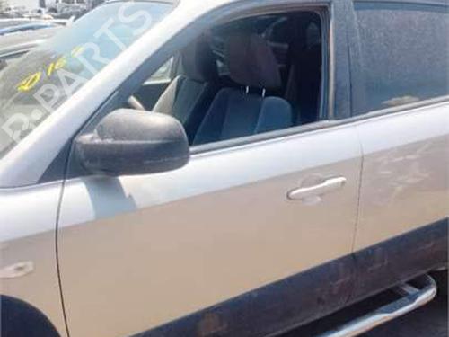 Used Left front door Left front door 38522383 38522383