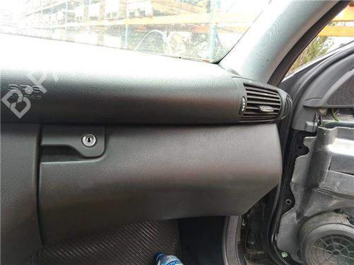 Used Glove box Glove box 38519465 38519465