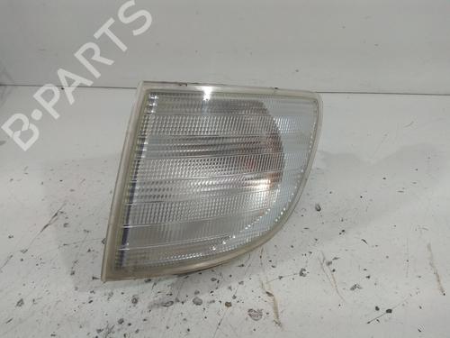 Used Left front indicator MERCEDES-BENZ VITO Bus (W638) [1996-2003]  9184484