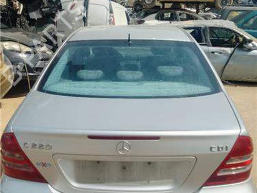 Portellone posteriore Portellone posteriore MERCEDES-BENZ C-CLASS (W203) C 220 CDI (203.006, 203.008) (143 hp) 38521092 38521092