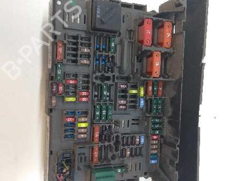 Used Fuse box BMW 3 (E90) 320 i (170 hp) 5306632