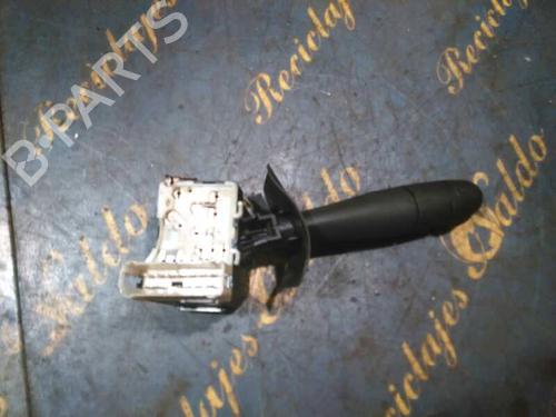 Used Steering column stalk RENAULT CLIO II (BB_, CB_) 1.5 dCi (100 hp) 5304993