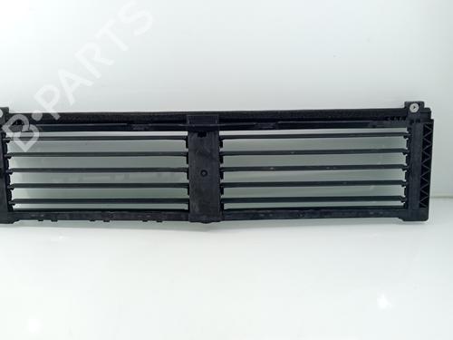 Used Air vent MERCEDES-BENZ A-CLASS Saloon (V177) A 200 (177.187) (163 hp) 30353533