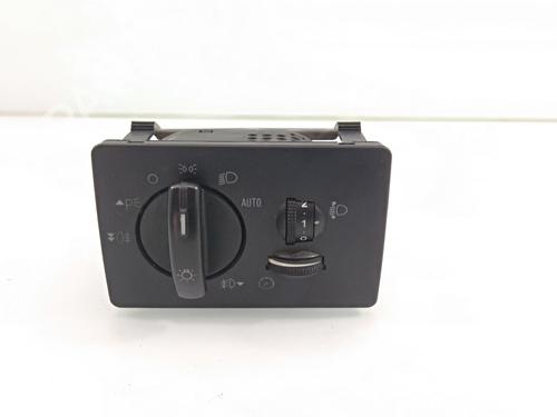 Used Headlight switch FORD KUGA I [2008-2012]  16028541
