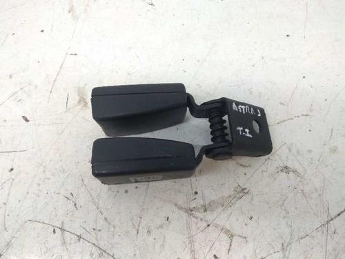 Used Rear left seatbelt OPEL ASTRA J (P10) [2009-2016]  6633721